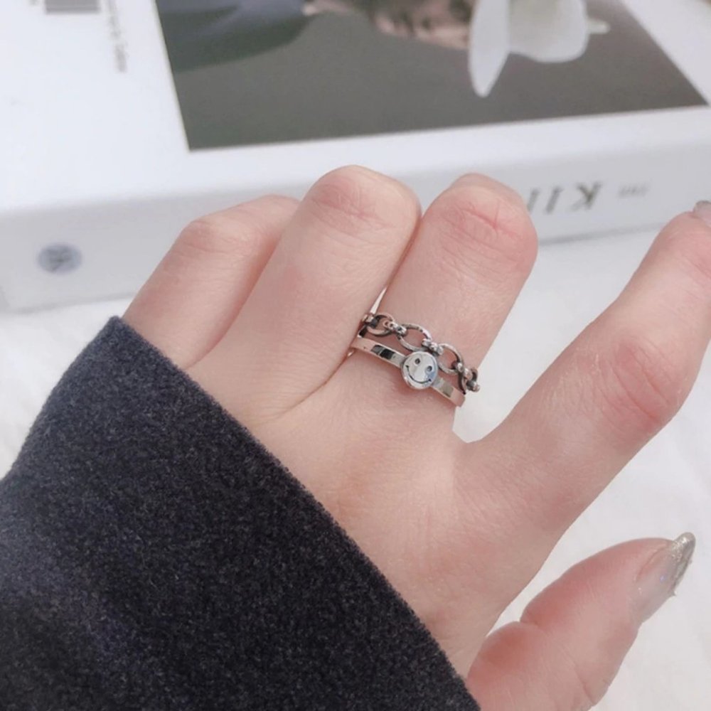 *925 Sterling Silver Smile Face Adjustable Ring - Picture 2 of 4